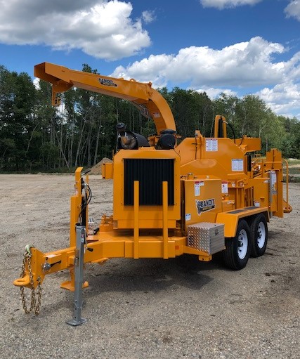 Bandit Hand-Fed Wood Chipper 280XP Iron Source in Delaware